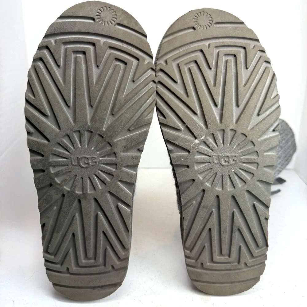 Ugg Classic Solene Tall Gray Knit‎ Women's Boots Women’s Size 8